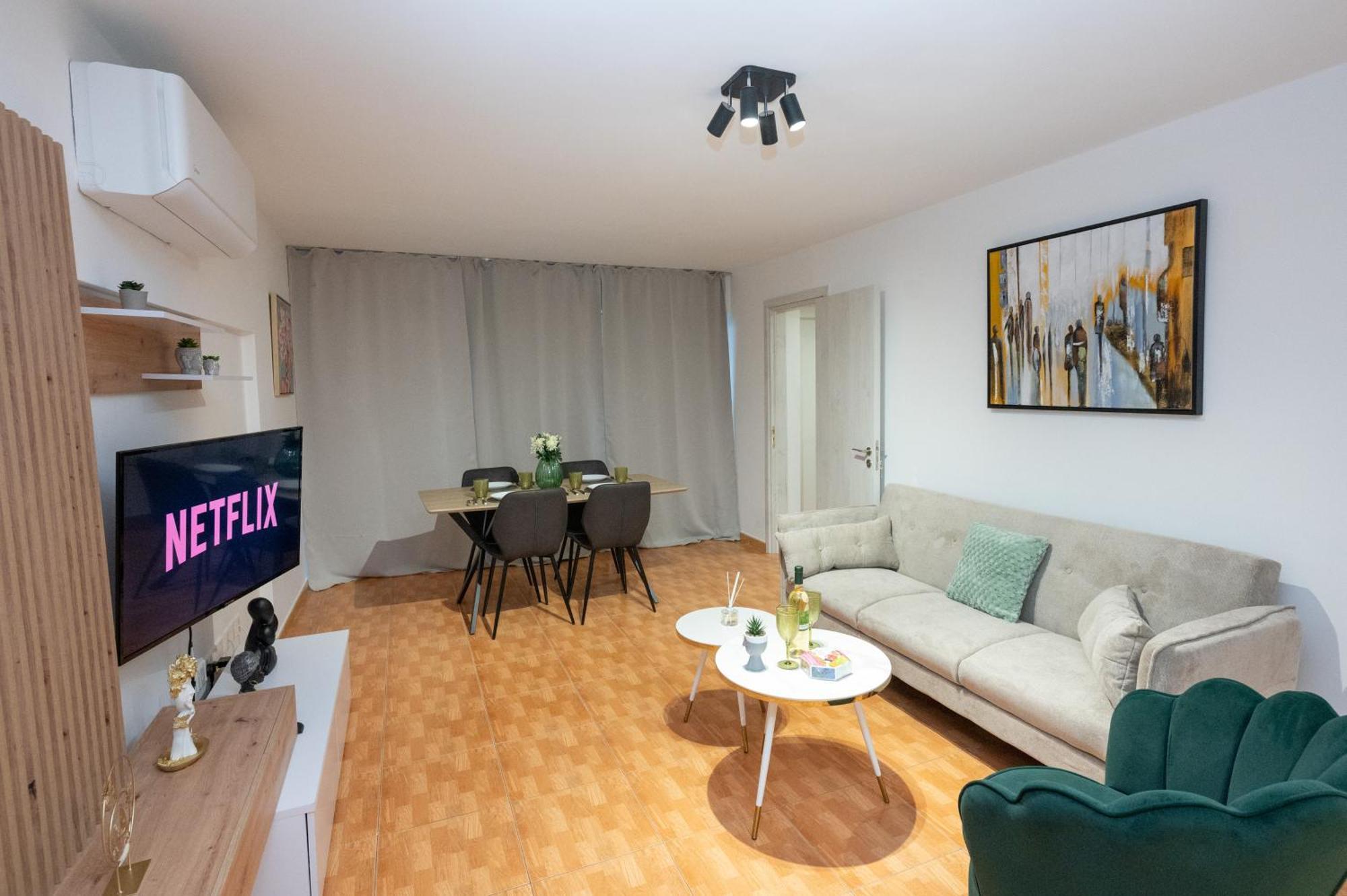 Napa Centrale Suites 圣纳帕 外观 照片