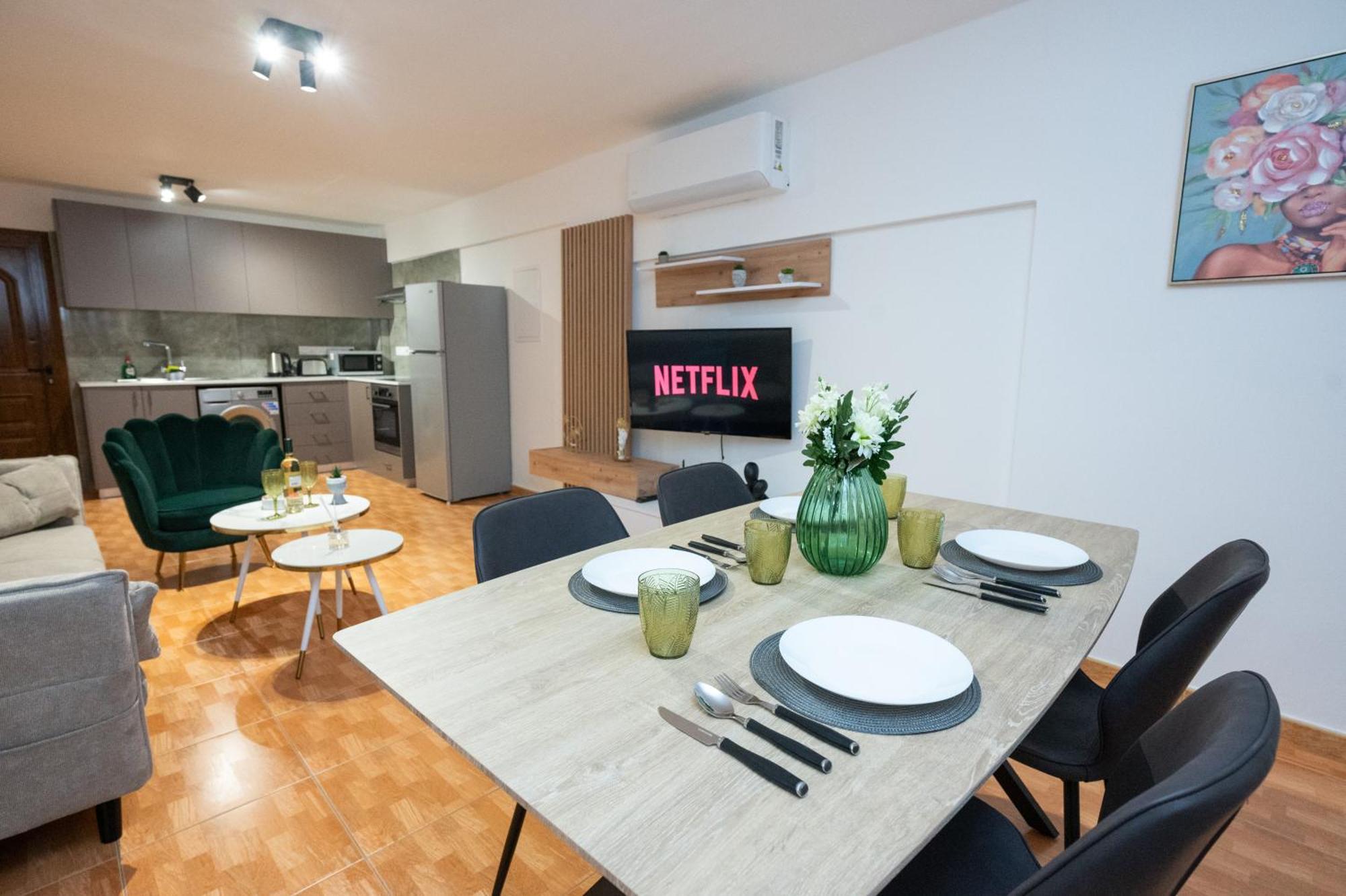 Napa Centrale Suites 圣纳帕 外观 照片