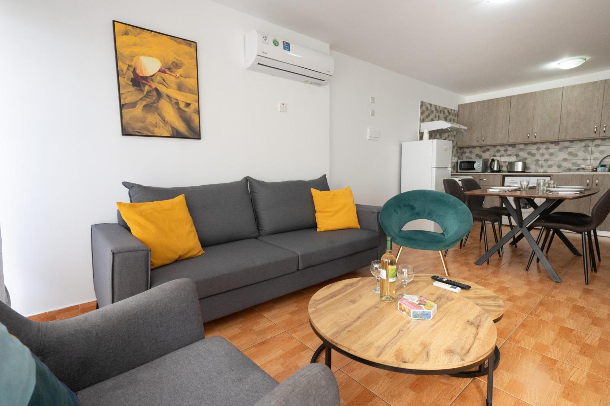 Napa Centrale Suites 圣纳帕 外观 照片