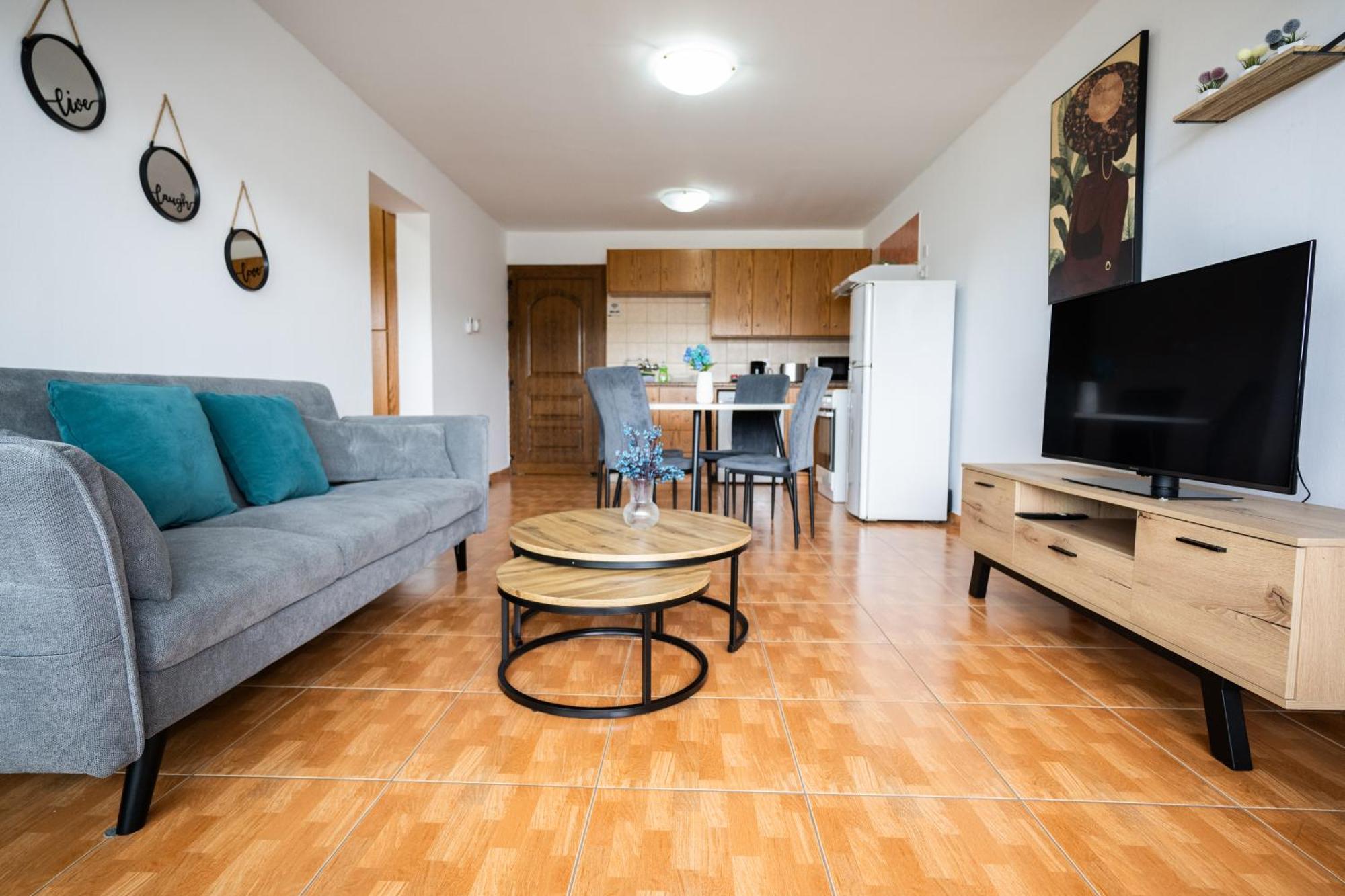 Napa Centrale Suites 圣纳帕 外观 照片