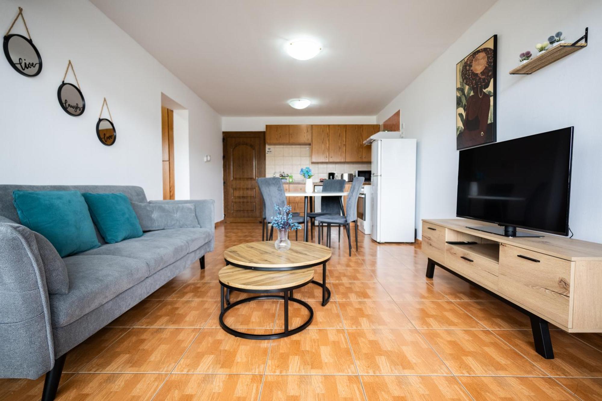 Napa Centrale Suites 圣纳帕 外观 照片