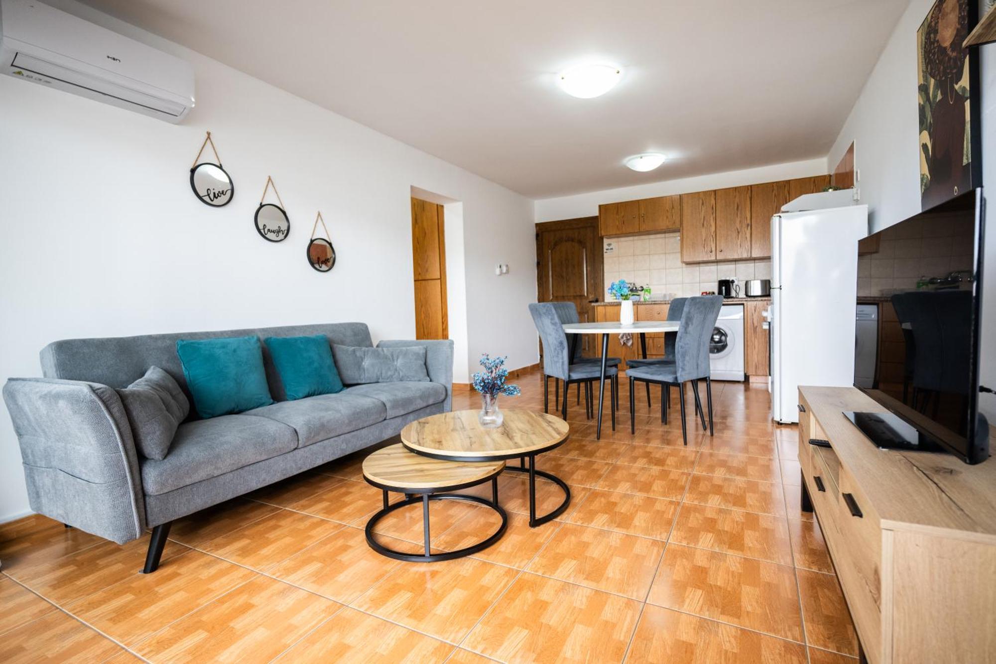 Napa Centrale Suites 圣纳帕 外观 照片