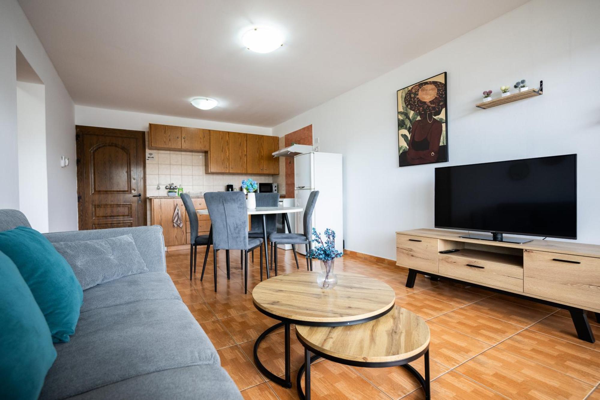 Napa Centrale Suites 圣纳帕 外观 照片