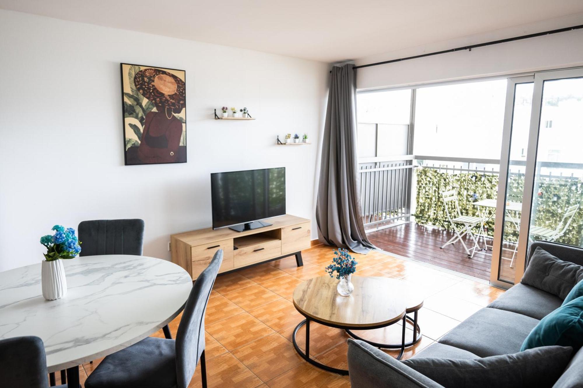 Napa Centrale Suites 圣纳帕 外观 照片